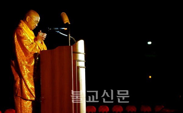 Hàn Quốc: Phật giáo phát động lễ kỳ  siêu các Tự viện toàn quốc