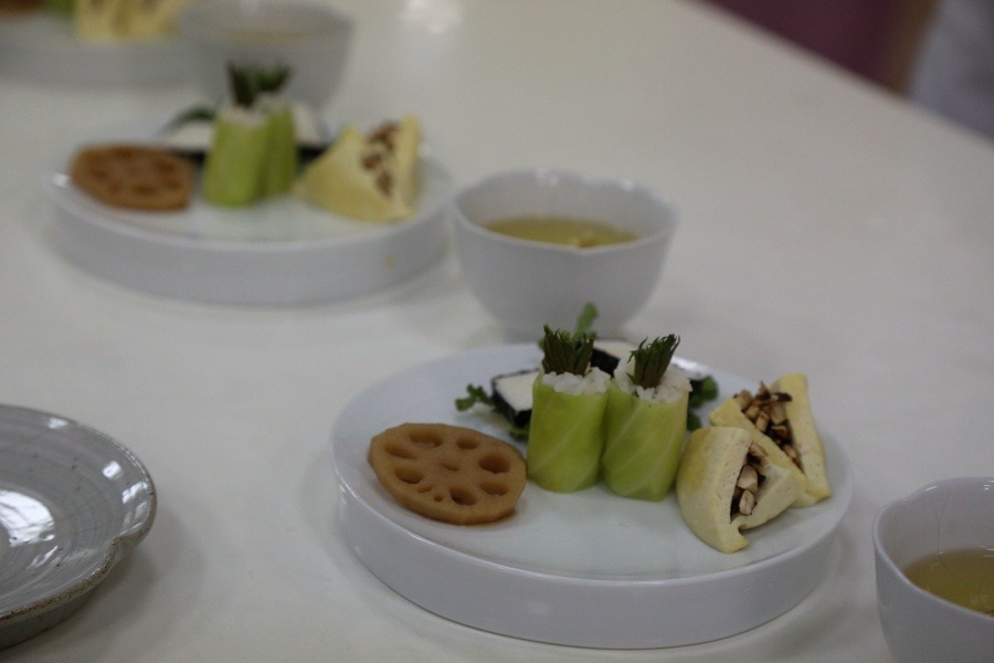 Hàn Quốc : Chùa Phụng Ân sinh hoạt Lễ Phật Đản