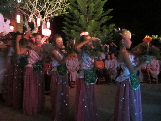 Khánh Hòa: Chùa Bảo Phước trang nhiêm tổ chức lễ Phật đản PL.2558