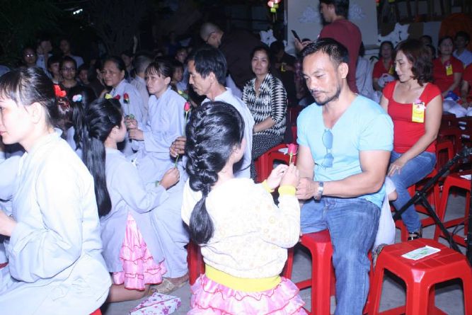 TP.HCM: Đại lễ tri ân cha mẹ tại chùa Thiên Chánh
