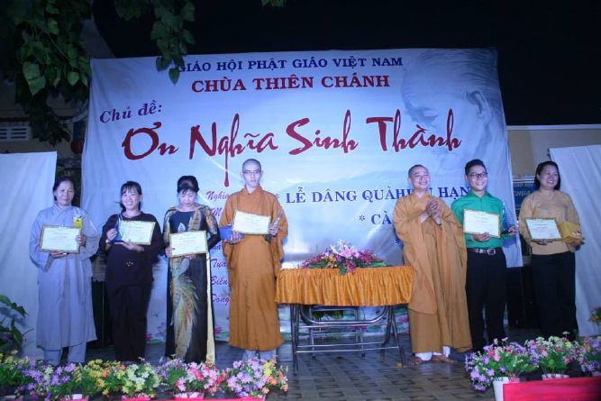 TP.HCM: Đại lễ tri ân cha mẹ tại chùa Thiên Chánh