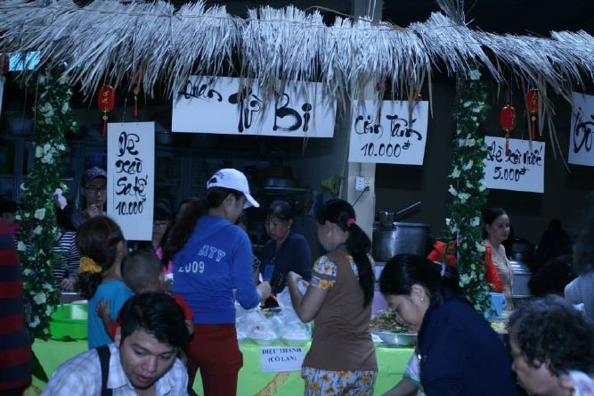 TP.HCM: Trao kỷ Lục Kinh Thư Pháp Vu Lan và Lễ Hội Ẩm Thực Chay Chùa Thiên Chánh