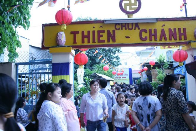 TP.HCM: Trao kỷ Lục Kinh Thư Pháp Vu Lan và Lễ Hội Ẩm Thực Chay Chùa Thiên Chánh