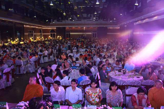 BRVT: Tịnh thất Phước Mỹ khai tiệc Buffet chay gây quỹ ủng hộ &quot;Biển đảo&#039;&#039;