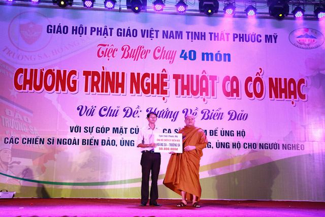 BRVT: Tịnh thất Phước Mỹ khai tiệc Buffet chay gây quỹ ủng hộ &quot;Biển đảo&#039;&#039;