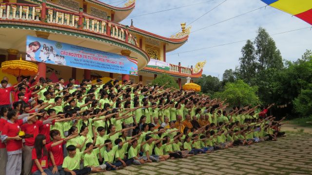 Đồng Tháp:Lễ Cầu nguyện &amp; Tư vấn mùa thi tại Khóa tu Tuổi trẻ &amp; Cuộc sống lần VII