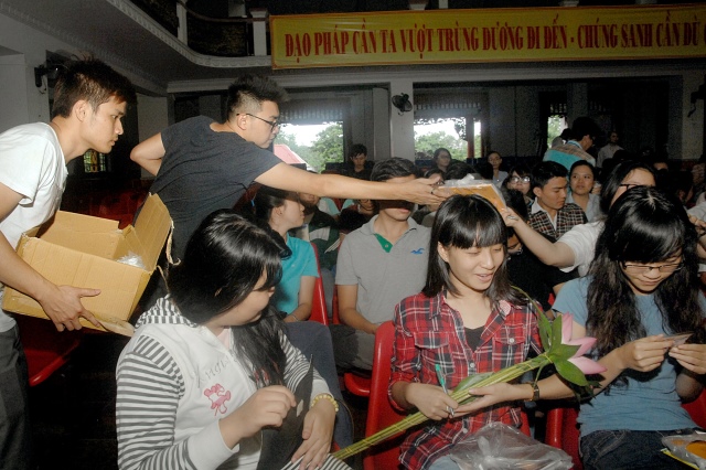 TP. HCM: lễ cầu nguyện và tư vấn mùa thi năm 2014