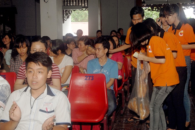 TP. HCM: lễ cầu nguyện và tư vấn mùa thi năm 2014