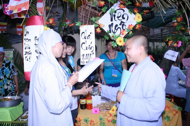 TP.HCM: Trao kỷ Lục Kinh Thư Pháp Vu Lan và Lễ Hội Ẩm Thực Chay Chùa Thiên Chánh