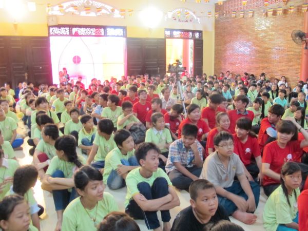 Đồng Tháp: Đong đầy cảm xúc lễ bế mạc khóa tu Tuổi trẻ &amp; Cuộc sống lần VII