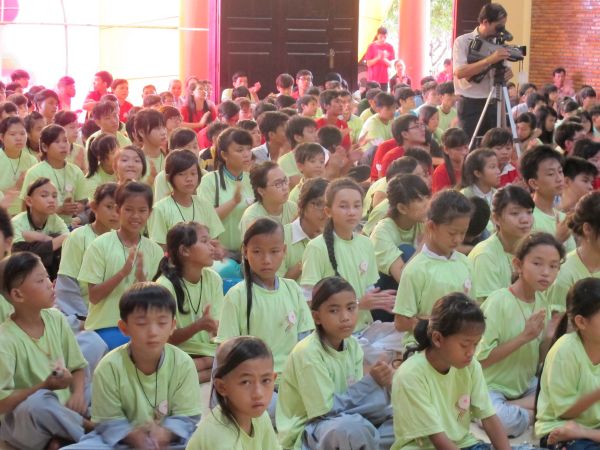 Đồng Tháp: Đong đầy cảm xúc lễ bế mạc khóa tu Tuổi trẻ &amp; Cuộc sống lần VII