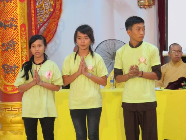 Đồng Tháp: Đong đầy cảm xúc lễ bế mạc khóa tu Tuổi trẻ &amp; Cuộc sống lần VII
