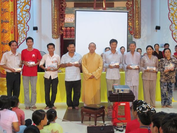 Đồng Tháp: Đong đầy cảm xúc lễ bế mạc khóa tu Tuổi trẻ &amp; Cuộc sống lần VII