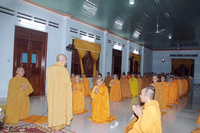 Gia Lai: HT Giác Toàn thăm và Sách Tấn Các Trường Hạ