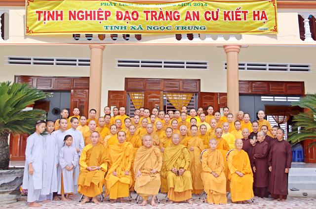 Gia Lai: HT Giác Toàn thăm và Sách Tấn Các Trường Hạ