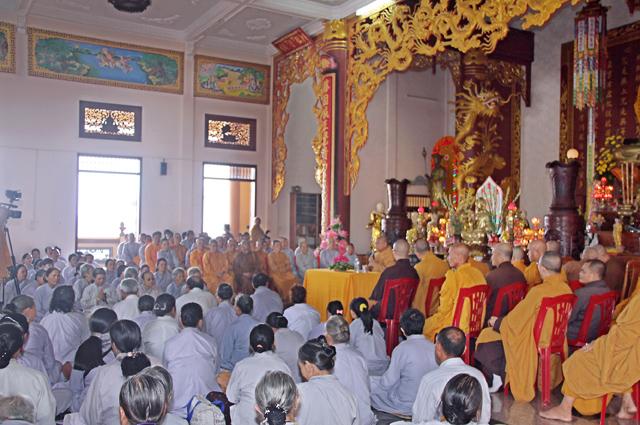 Gia Lai: HT Giác Toàn thăm và Sách Tấn Các Trường Hạ