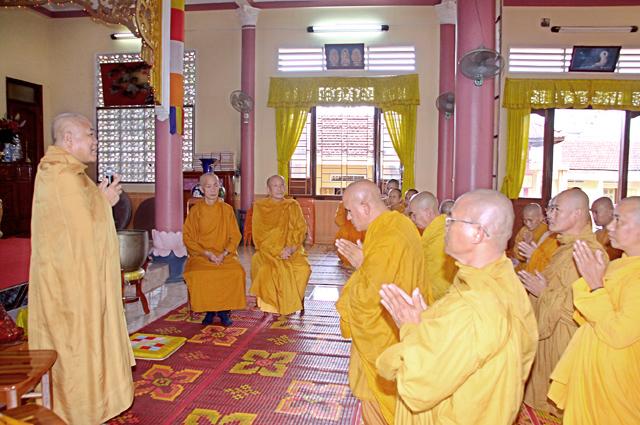 Gia Lai: HT Giác Toàn thăm và Sách Tấn Các Trường Hạ