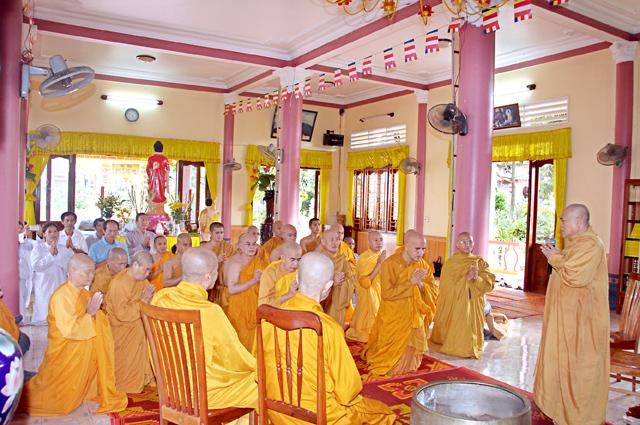 Gia Lai: HT Giác Toàn thăm và Sách Tấn Các Trường Hạ