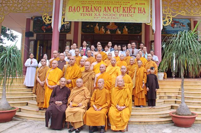 Gia Lai: HT Giác Toàn thăm và Sách Tấn Các Trường Hạ