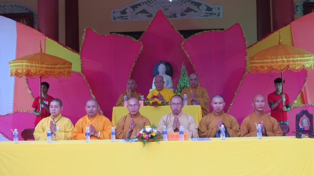 Đồng Tháp: chính thức khai mạc khóa tu Tuổi trẻ &amp; Cuộc sống lần VII tại chùa Quê Hương