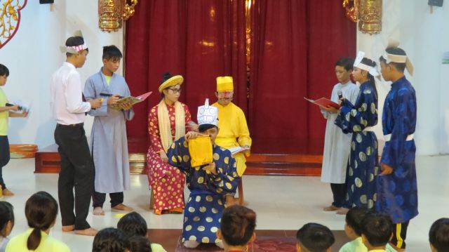 Đồng Tháp: Chùm ảnh sôi động đêm lửa trại &amp; chương trình “Đi tìm tài năng trẻ”