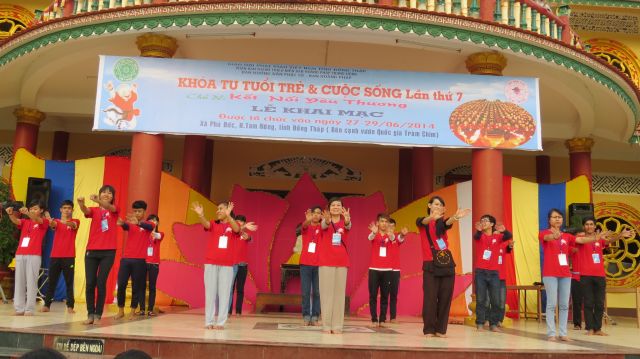 Đồng Tháp: buổi sáng trong lành tại khóa tu “Tuổi trẻ &amp; Cuộc sống” lần VII