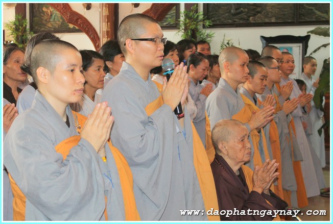 TP. HCM: Quan Âm tu viện cúng dường trường hạ