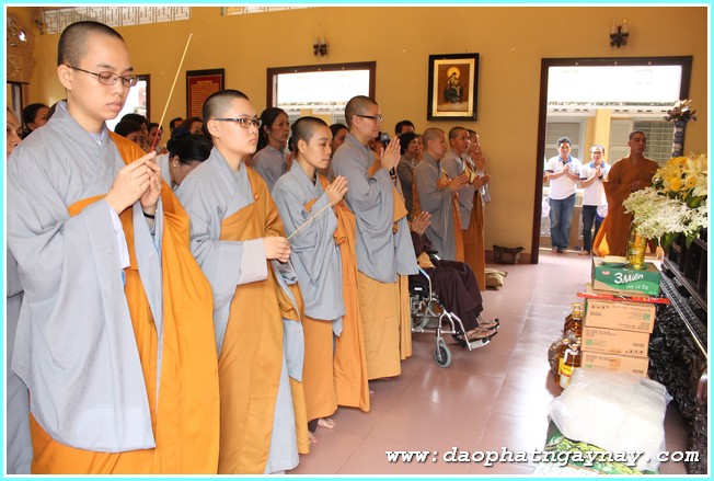 TP. HCM: Quan Âm tu viện cúng dường trường hạ