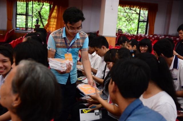 TP. HCM: lễ cầu nguyện và tư vấn mùa thi năm 2014