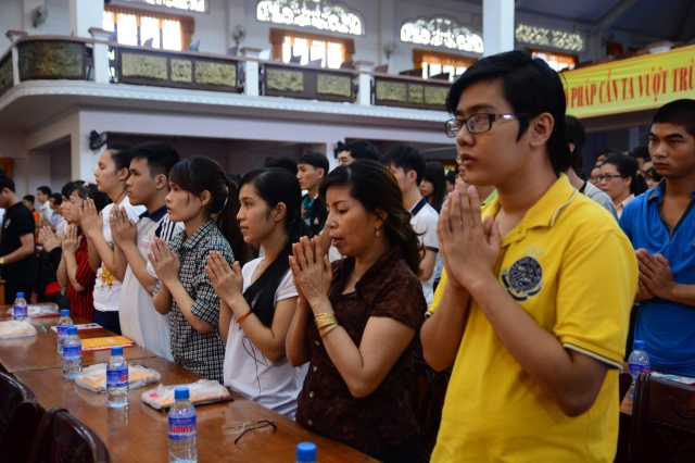 TP. HCM: lễ cầu nguyện và tư vấn mùa thi năm 2014