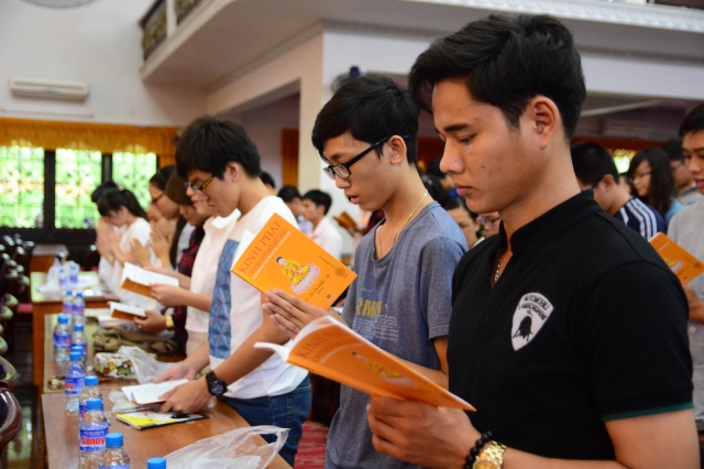 TP. HCM: lễ cầu nguyện và tư vấn mùa thi năm 2014