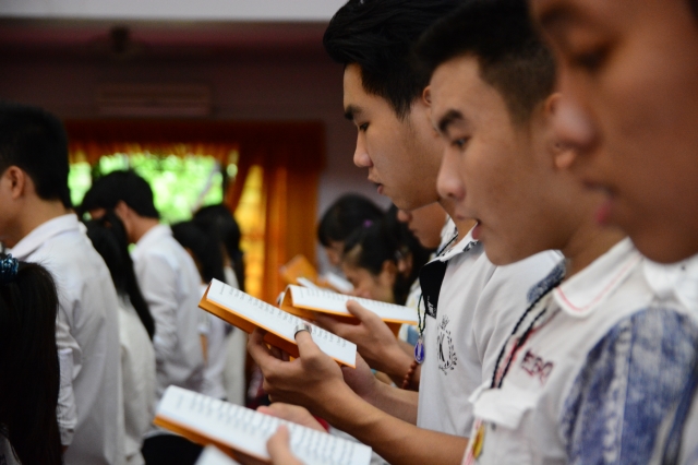 TP. HCM: lễ cầu nguyện và tư vấn mùa thi năm 2014