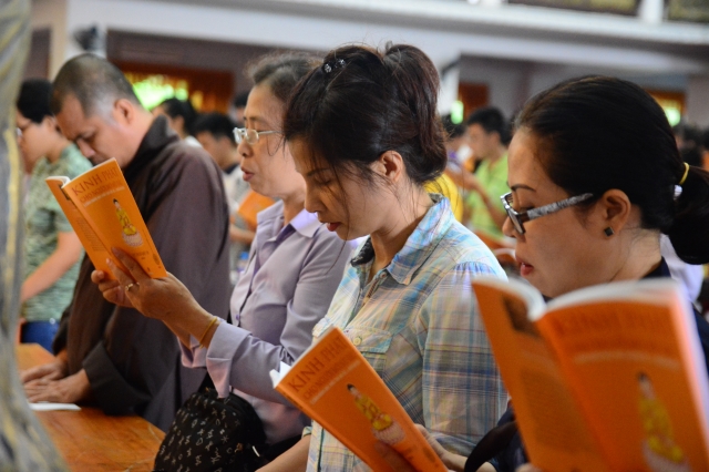 TP. HCM: lễ cầu nguyện và tư vấn mùa thi năm 2014