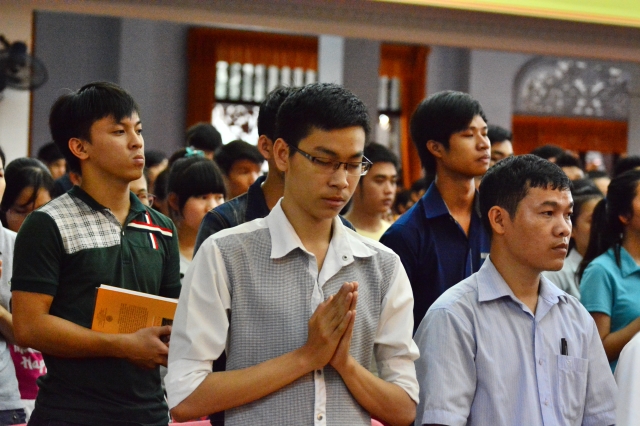 TP. HCM: lễ cầu nguyện và tư vấn mùa thi năm 2014
