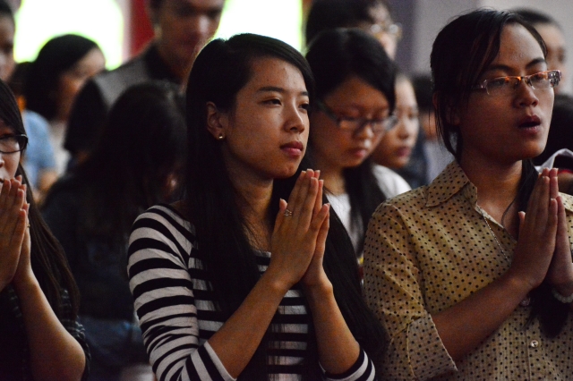 TP. HCM: lễ cầu nguyện và tư vấn mùa thi năm 2014