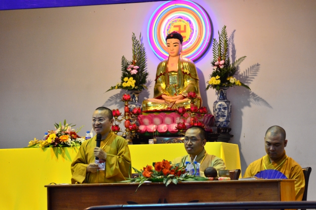 TP. HCM: lễ cầu nguyện và tư vấn mùa thi năm 2014