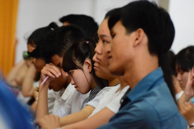 TP. HCM: lễ cầu nguyện và tư vấn mùa thi năm 2014
