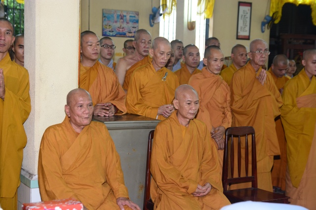 Quỹ Từ thiện Đạo Phật Ngày Nay: Cúng dường trường Hạ các tỉnh Miền Tây