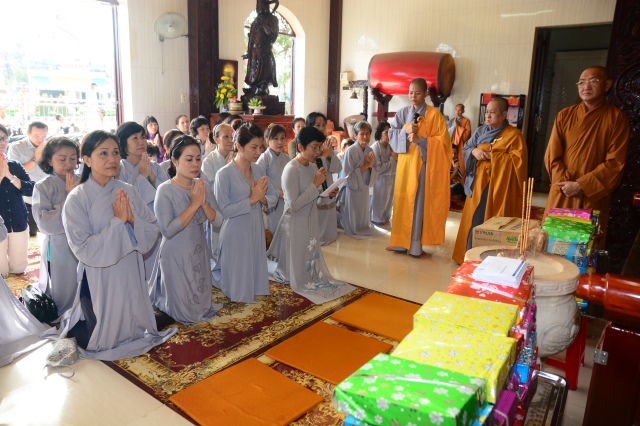 Quỹ Từ thiện Đạo Phật Ngày Nay: Cúng dường trường Hạ các tỉnh Miền Tây
