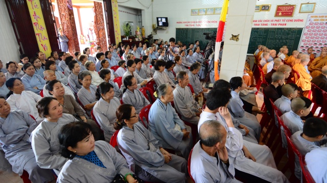 Quỹ Từ thiện Đạo Phật Ngày Nay: Cúng dường trường Hạ các tỉnh Miền Tây