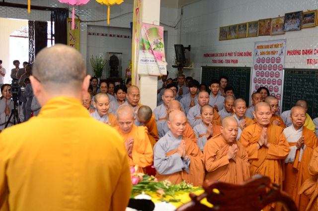 Quỹ Từ thiện Đạo Phật Ngày Nay: Cúng dường trường Hạ các tỉnh Miền Tây
