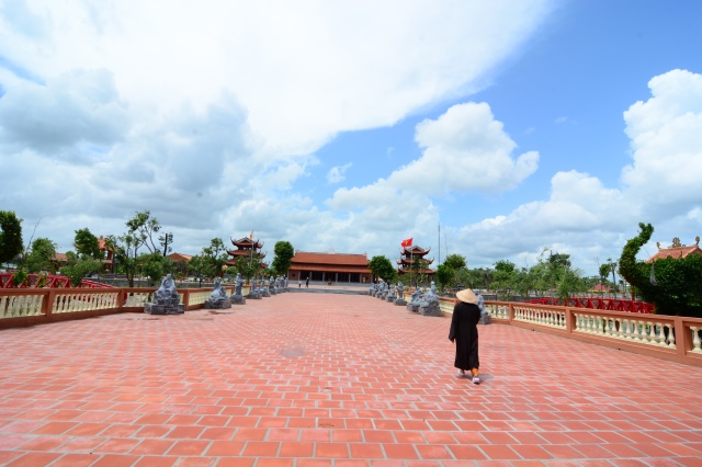 Quỹ Từ thiện Đạo Phật Ngày Nay: Cúng dường trường Hạ các tỉnh Miền Tây