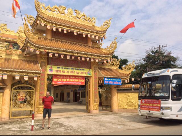 Hội chữ thập đỏ Chùa Long Tuyền cúng dường trường hạ