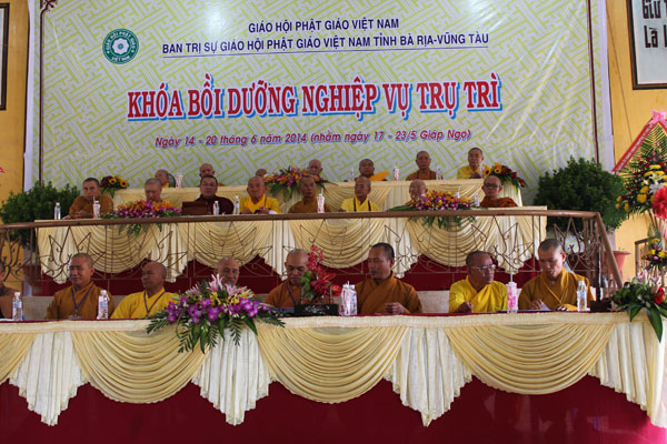 Vũng Tàu: Bế giảng khóa bồi dưỡng nghiệp vụ trụ trì