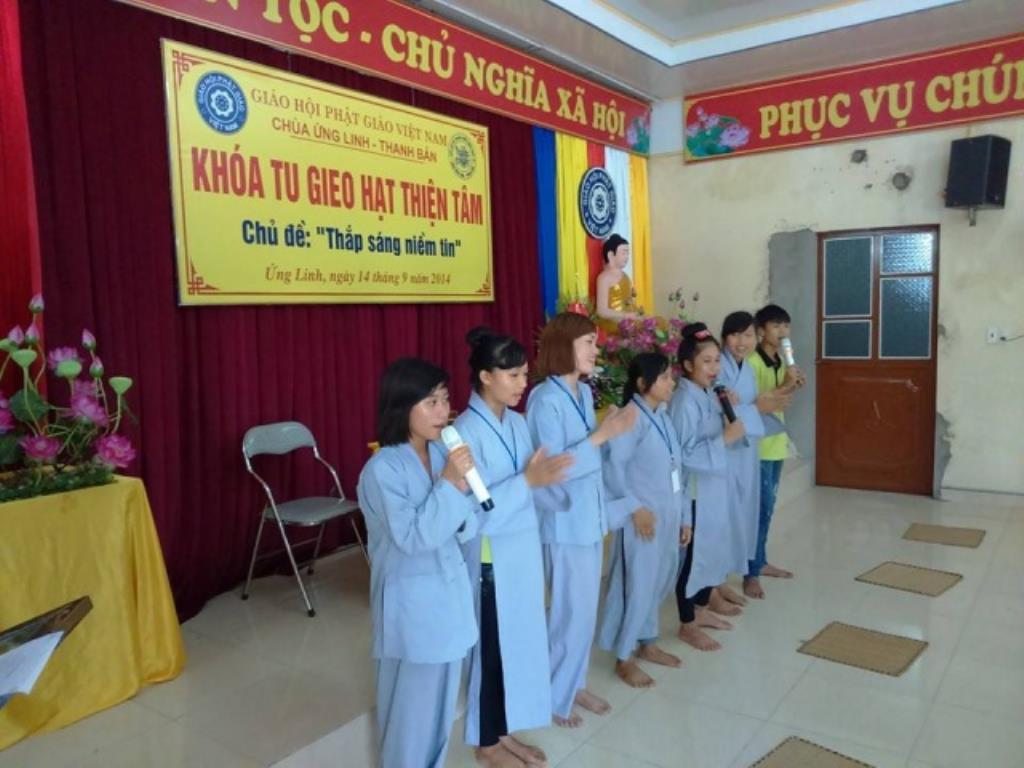 Thái Bình: Gần 100 bạn trẻ về chùa Ứng Linh dự tu một ngày