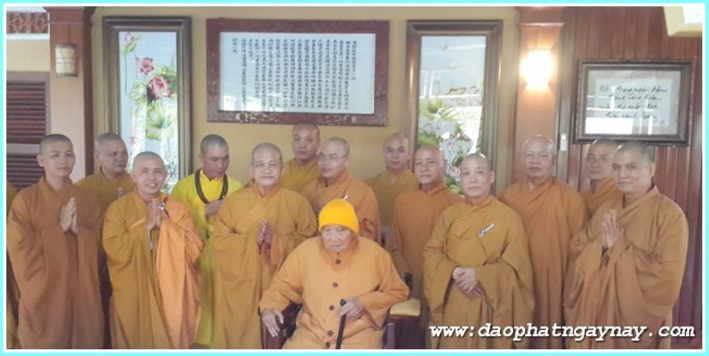 Đồng Nai: Ban Hoằng Pháp Trung Ương    thăm trường hạ Trúc Lâm Trí Đức