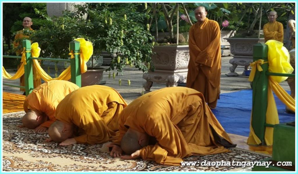 Đồng Nai: Ban Hoằng Pháp Trung Ương    thăm trường hạ Trúc Lâm Trí Đức