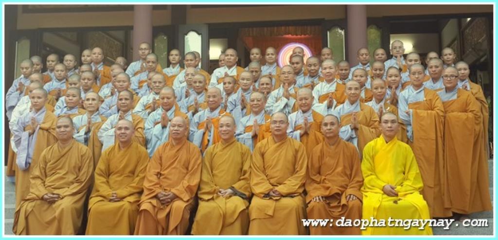 Đồng Nai: Ban Hoằng Pháp Trung Ương    thăm trường hạ Trúc Lâm Trí Đức