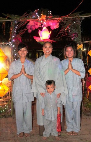 Thái Bình:  Chùa Bụt Mọc (xã Thái Hòa, Thái Thụy) tổ chức &quot;Đêm hội trăng rằm&quot;