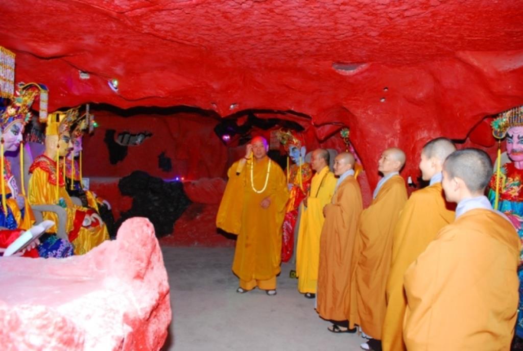 Lâm Đồng: Chùa Linh Phước Khai Mạc Công Trình Mục Liên Tìm Mẹ Qua 18 Cửa Địa Ngục
